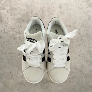 adidas campus 00 in light grey & black thumbnail 2