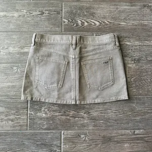 Aritzia TNA Payton Women's Mini Skirt thumbnail 3