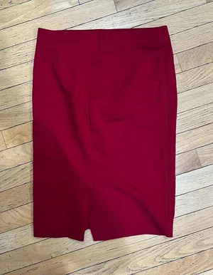 Ellen Tracy International mid length red skirt thumbnail 1