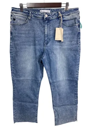 KanCan Women's High Rise Cropped Straight Jeans Raw Hem Denim 33x25 New‎ thumbnail 1