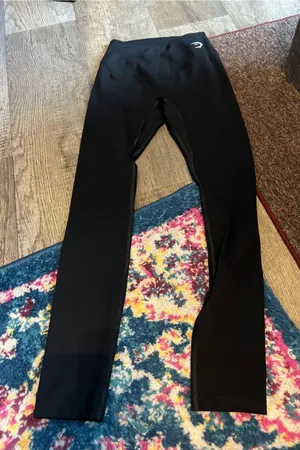 Gymshark black leggings small thumbnail 1