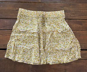 Amazon Yellow Skirt thumbnail 2