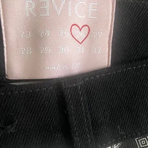 Revice Denim Jeans Women’s Size 26 Black White Bandana Patchwork jeans thumbnail 6