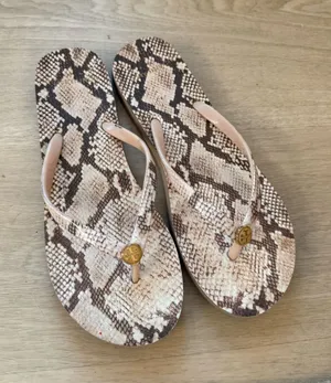 Tory Burch Beige and Brown Snake-Print Thong Sandals thumbnail 1