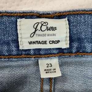 J. Crew Blue Vintage Crop Ankle Length Jeans Structured Cotton Distressed Denim. thumbnail 9