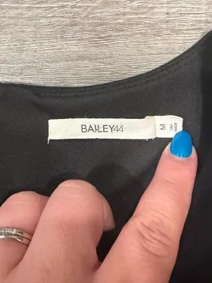 Bailey 44 Women’s Black Straight Short Sleeve Pencil Dress Pink Trim Sz M thumbnail 3