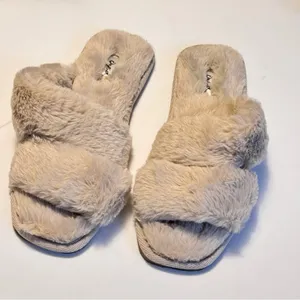 Qupid Women's Double Strap Faux Fur Black Slippers Sz 8 thumbnail 1
