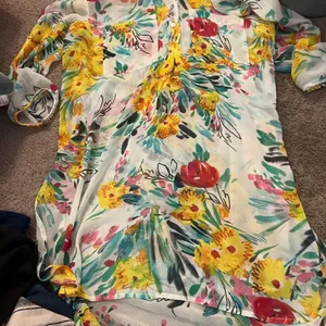 Fig‎ & flower sheer floral tunic top M thumbnail 3