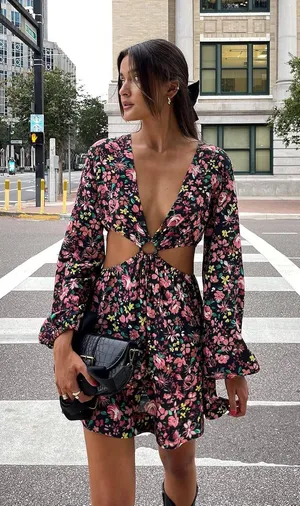 The Drop x Lauravanessa NWT Floral Cutout Mini Dress Black‎ Multi Size M thumbnail 1