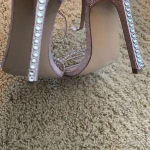 Steve Madden Collette Blush Glitter Rhinestone Strappy Stiletto Size 7 thumbnail 10