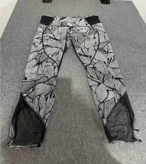 Lululemon Pace Rival Crop Leggings in Dottie Tribe Size 10 Running Gym Yoga thumbnail 1