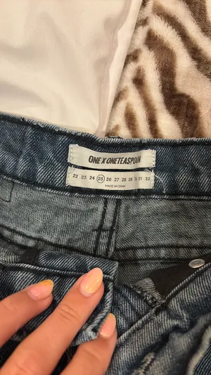 One Teaspoon Denim Shorts thumbnail 4