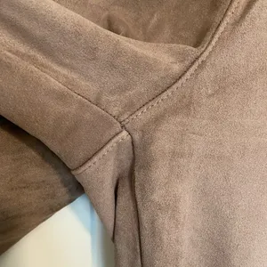 EUC Baccini women’s brown tan suede-like‎ soft stretchy elastic leggings pants L thumbnail 3