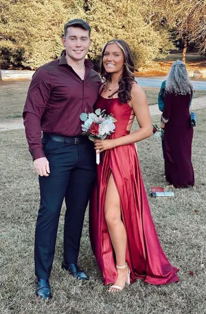 Slit Maroon Dress Red Size 4 thumbnail 1