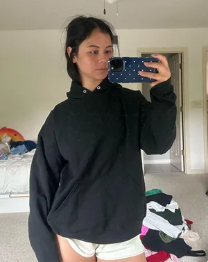 Amazon Sweatshirt thumbnail 1