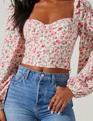 ASTR The Label Floral Sweetheart Crop Top Pink‎ Rose Smocked Back Tie Shoulder M thumbnail 1