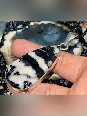 White Buffalo Turquoise Crystal Pendant 2 1/2” thumbnail 13