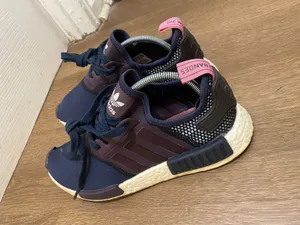 adidas NMD_R1 Women's Running Shoes size 8.5 thumbnail 3
