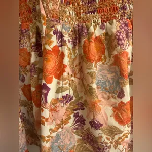 Torrid Harvest Floral Georgette Eyelet Smocked Waist Puff Sleeve Top - size 1 thumbnail 2