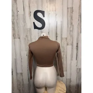 AKIRA Taupe Tan Brown Mock Turtleneck Long Sleeve Crop Top Women's Size Small thumbnail 4