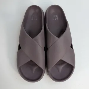 Gap Women's 10 Criss-Cross Pillow Pool‎ Slides Sandals Platform Peppercorn Brown thumbnail 6