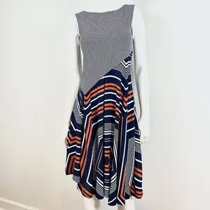 ✨Maeve Anthropologie Cameron assymetric swing Sz Medium dress✨ thumbnail 4