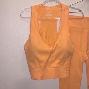 No Boundaries Juniors Seamless Tank Top and Leggings Set 2-Piece Peach Jelly thumbnail 4