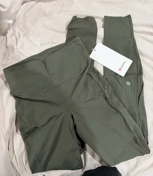 Lululemon Leggings olive green thumbnail 1