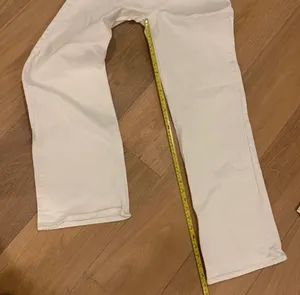 H&M High Waisted white denim straight leg jeans thumbnail 7