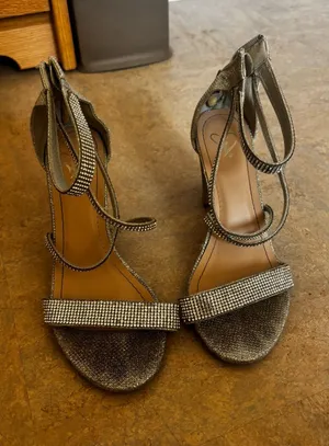 Windsor Heels Silver Sparkly thumbnail 1
