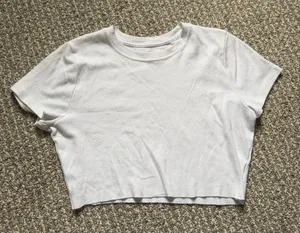 Hollister White Short Sleeve Cropped Shirt thumbnail 1
