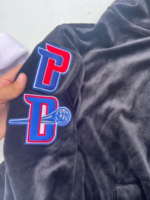 NBA Pistons Jacket thumbnail 2