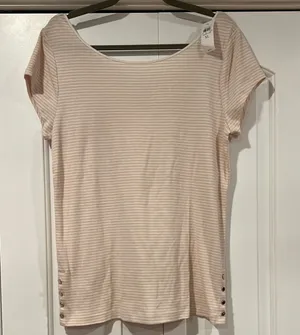 Ann Taylor blush and white T-Shirt‎ with gold button accents XL thumbnail 1