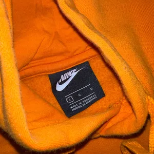 Nike Hoodie Size Large thumbnail 4
