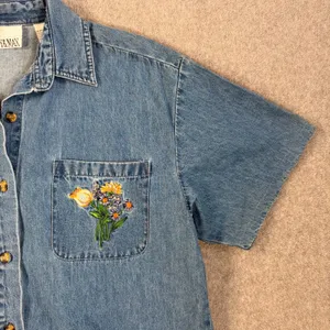 Casey & Max Short Sleeve Denim Shirt Women's Small Blue Floral Embroidered thumbnail 3