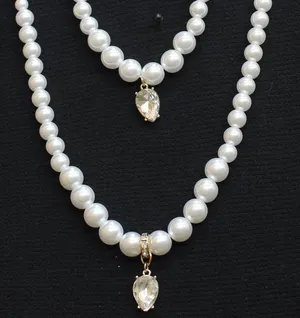 NWT Daisy Fuentes Charm Necklace Bracelet Set Pearl White / Gold 18" + 4" thumbnail 1