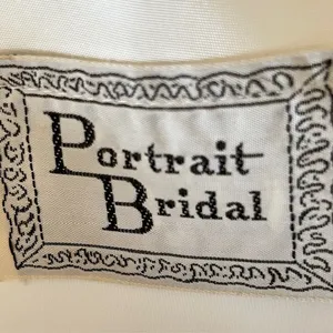 Vintage 1960s Bridal Portrait Wedding Dress Union Made, Vintage Size 10 (4-6) thumbnail 10