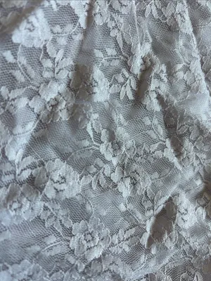 Old Navy Delicate Lace Camisole in Pale lavender thumbnail 4