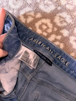 American Eagle Outfitters Ripped Jean thumbnail 3