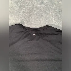 Fabletics black workout shirt tee thumbnail 5