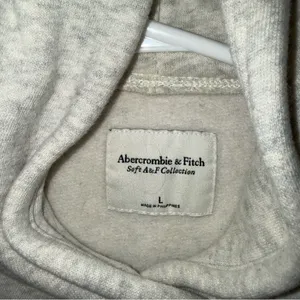 NWOT! Abercrombie & Fitch - Cropped Hoodie Sweatshirt - Light Grey, Large thumbnail 4
