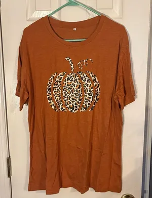 Rust Orange Leopard Pumpkin Graphic Tee Size 2X thumbnail 1