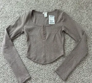 Going out top Gray thumbnail 1