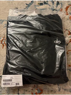 NWT Alo Yoga Accolade Hoodie & Sweatpants Matching Set Black thumbnail 7