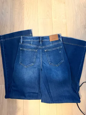 Hidden Jeans thumbnail 3