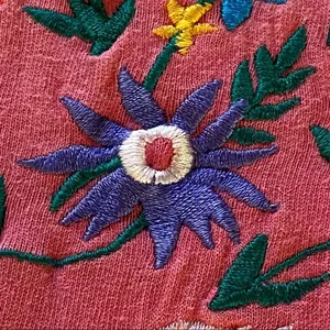 Vintage San Francisco Embroidered Floral T-shirt Pink Size Medium thumbnail 9