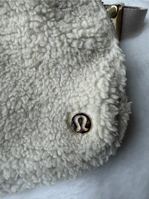 Lululemon Everywhere Belt Bag 1L Fleece thumbnail 3