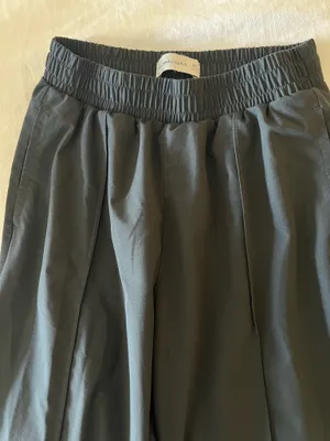 Abercrombie pants thumbnail 1