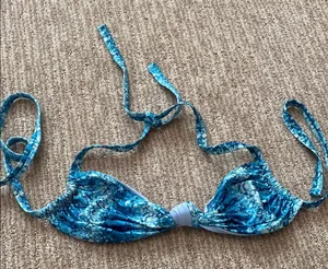 Frankie's Bikinis Blue Patterned Bikini Top thumbnail 1
