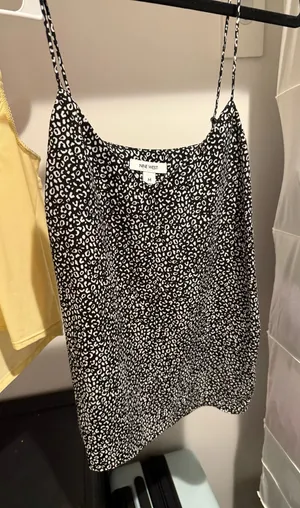 Nine West top thumbnail 1